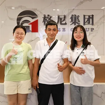 Kunden aus Usbekistan besuchen die GNEE Valve Group, um die internationale Zusammenarbeit zu vert...